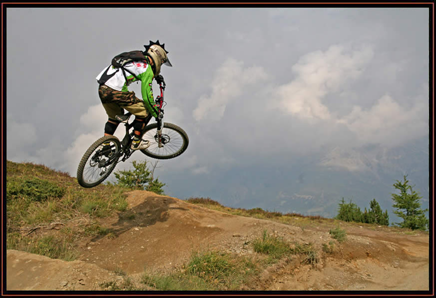Giulio Valfrè (La Bicicletteria Acqui Terme) - Livigno (SO) - Mottolino fun mountain Kona Bike park 2010 